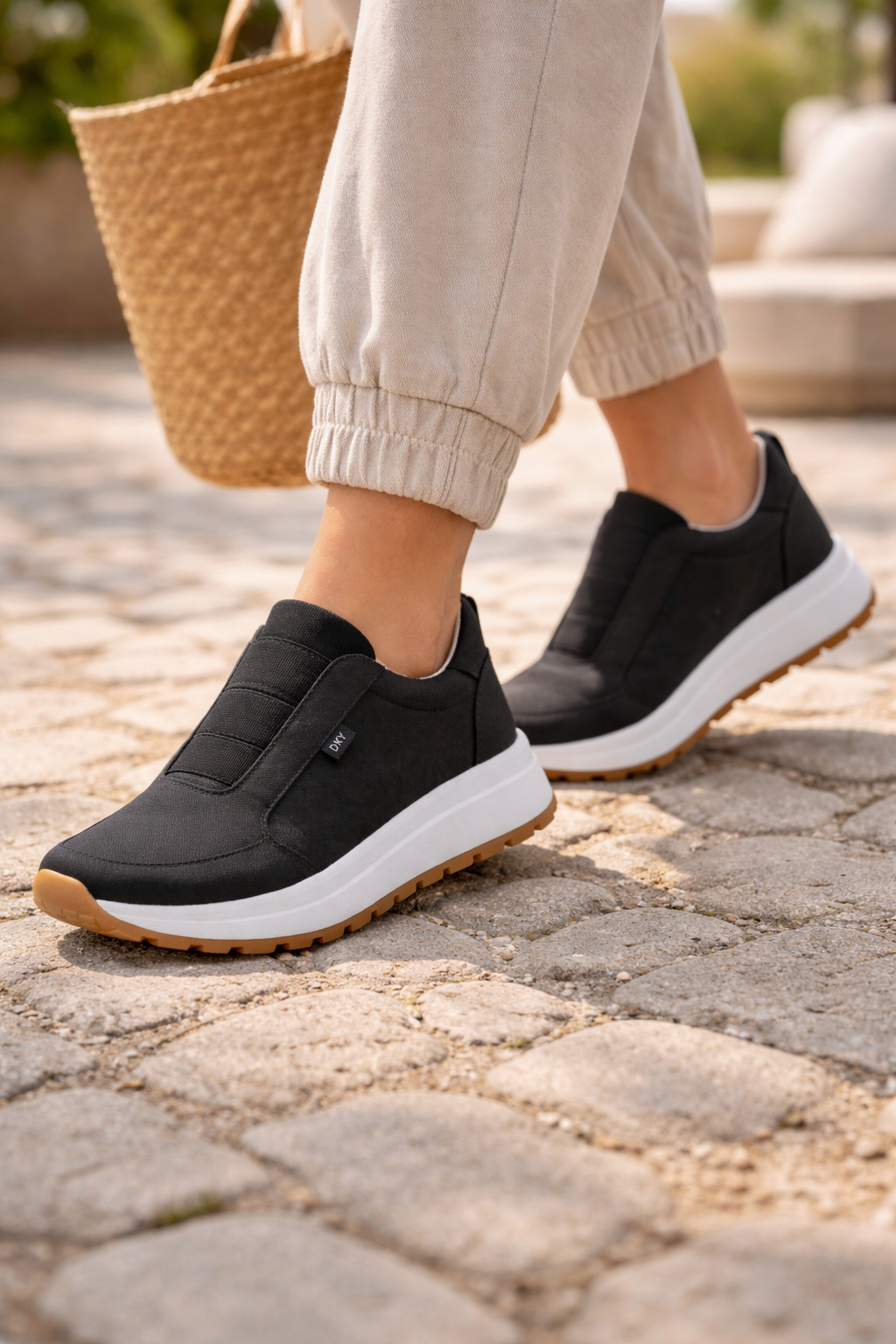 Van Loon's sneakers